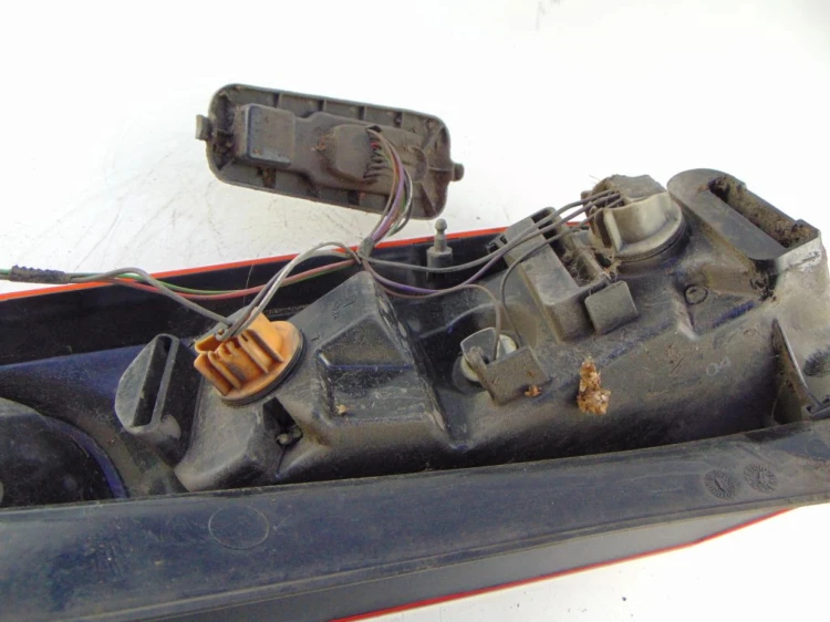 LAMPA LEWY TYŁ FORD FIESTA MK5 LIFT 1.4 TDCI