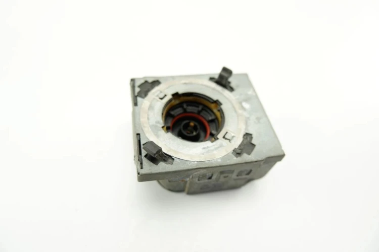 STARTER CEWKA XENON AUDI A8 D3(2002-2009) 3.0 V6 TDI 233KM 5DD008319-50