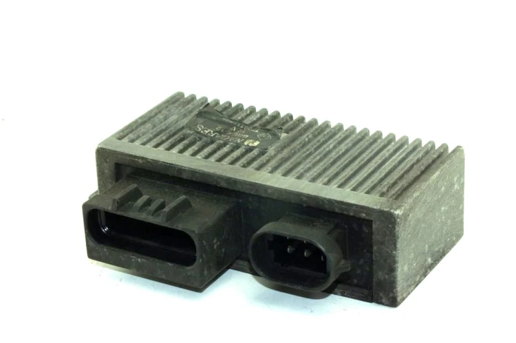 PRZEKAŹNIK ŚWIEC ŻAROWYCH RENAULT SCENIC I (1997-1999) 7700111525