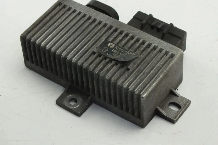 PRZEKAŹNIK ŚWIEC ŻAROWYCH RENAULT SCENIC I (1997-1999) 7700111525