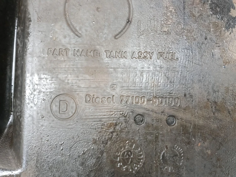 ZBIORNIK PALIWA BAK TOYOTA YARIS II (2005-2009) 1.4 D4D 90KM 77100-0D100