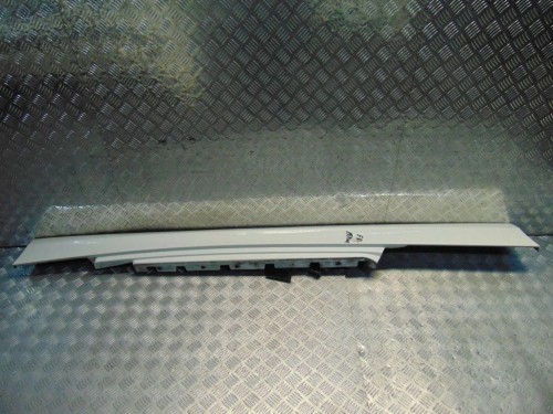 LISTWA PROGOWA PRAWA BMW E81 1.6 N43B16 122KM