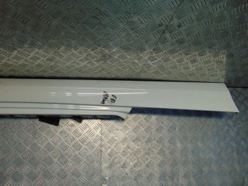 LISTWA PROGOWA PRAWA BMW E81 1.6 N43B16 122KM