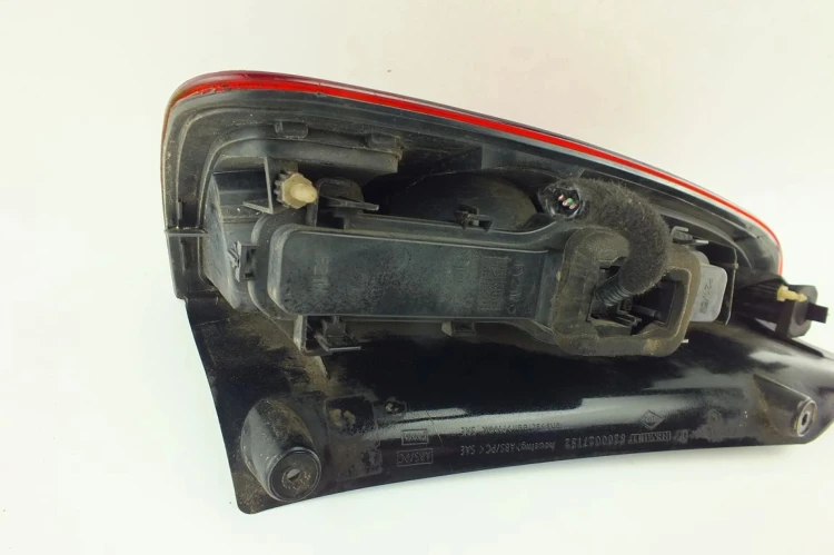 LAMPA PRAWY TYŁ RENAULT ESPACE IV (2003-2006) 2.0 T