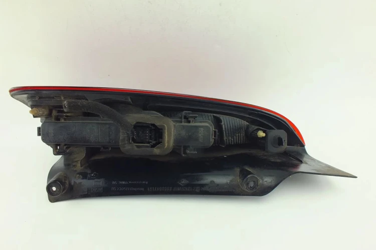 LAMPA PRAWY TYŁ RENAULT ESPACE IV (2003-2006) 2.0 T