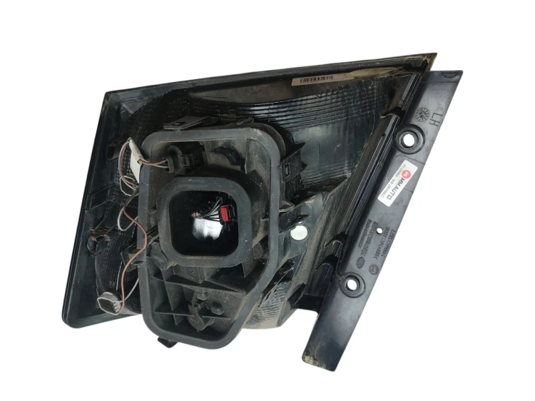 LAMPA LEWY TYŁ SKODA FABIA III (2014-2018) 1.4 TDI 105KM 6V6945095