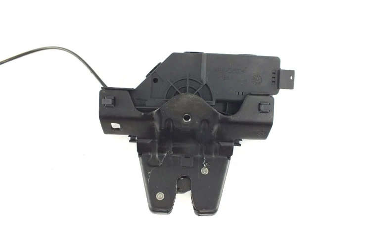 ZAMEK KLAPY BAGAŻNIKA BMW E81 LIFT(2007-2011) 116i N43B20 122KM