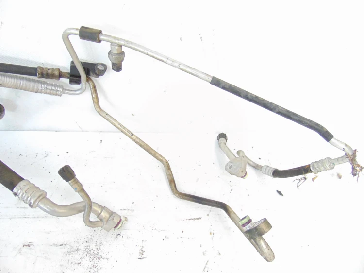 PRZEWODY KLIMATYZACJI BMW E81 LIFT(2007-2011) 2.0 D