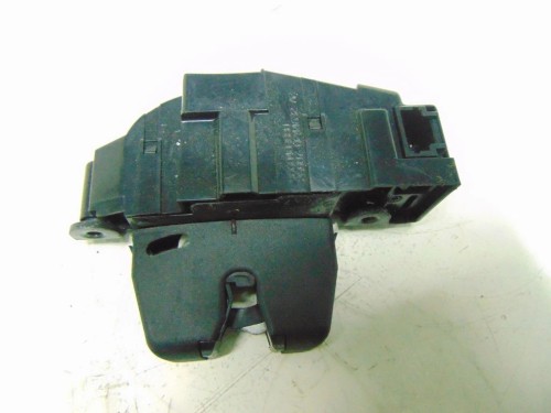ZAMEK KLAPY BAGAŻNIKA PEUGEOT 308 T7 (2007-2013) 1.6 HDI 9660403880