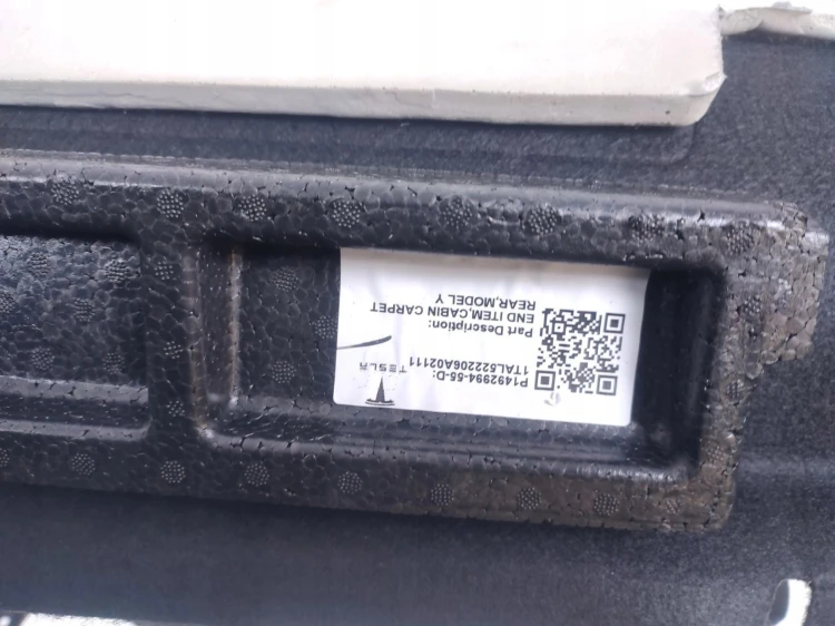 DYWAN WYKŁADZINA PODŁOGA TESLA MODEL Y (2019-) LONG RANGE DUAL MOTOR 351KM