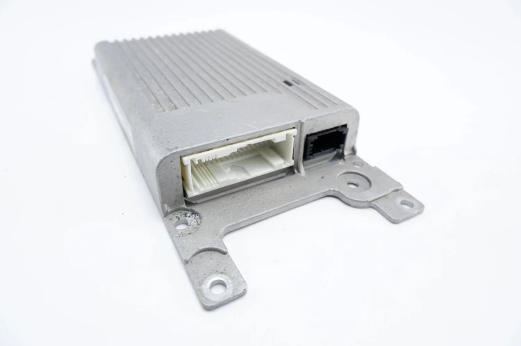 MODUŁ BLUETOOTH BMW E61 3.0D 217KM 68296346