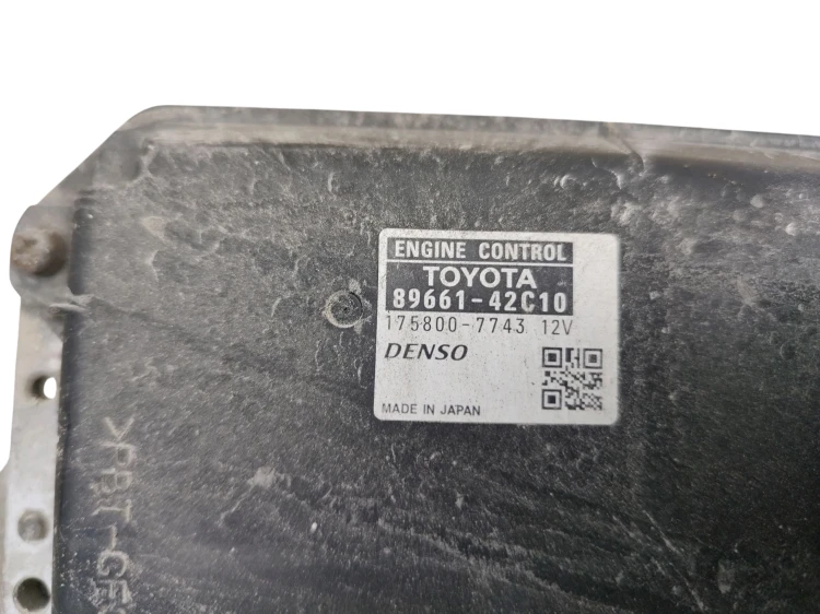 KOMPUTER STEROWNIK SILNIKA TOYOTA RAV4 III (2005-2008) 2.2 D4D 136KM 89661-