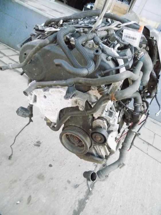 SILNIK KOMPLETNY SKODA OCTAVIA II LIFT (2008-2013) 1.6 TDI CAY