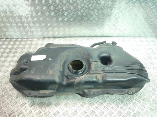 ZBIORNIK PALIWA BAK TOYOTA YARIS I (1999-2003) 1.0 VVT-I 68KM
