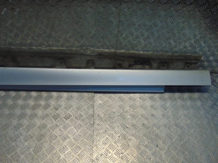 LISTWA PROGOWA LEWA BMW F10 (2009-2013) 2.0D N47D20C 184KM