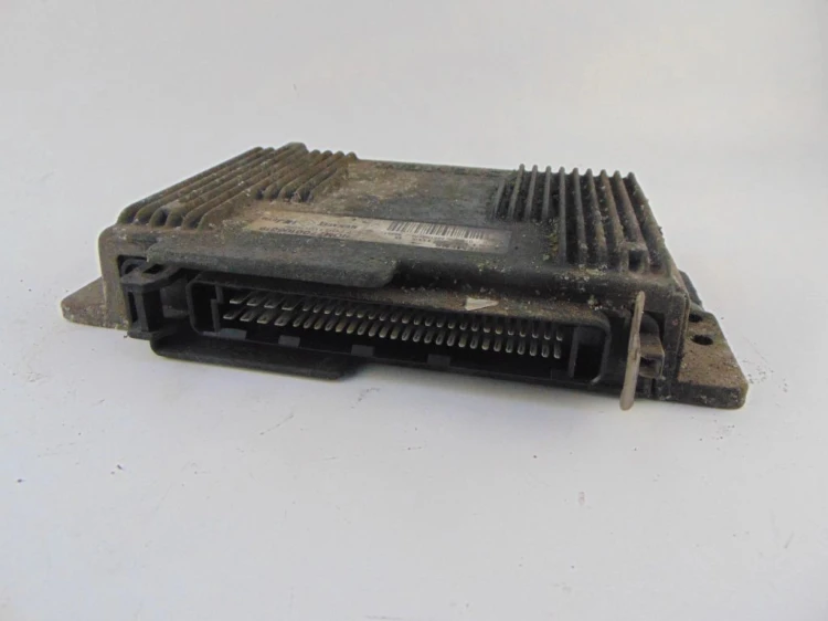 KOMPUTER STEROWNIK SILNIKA RENAULT LAGUNA I LIFT 2.0 16V 7700105819 S113722