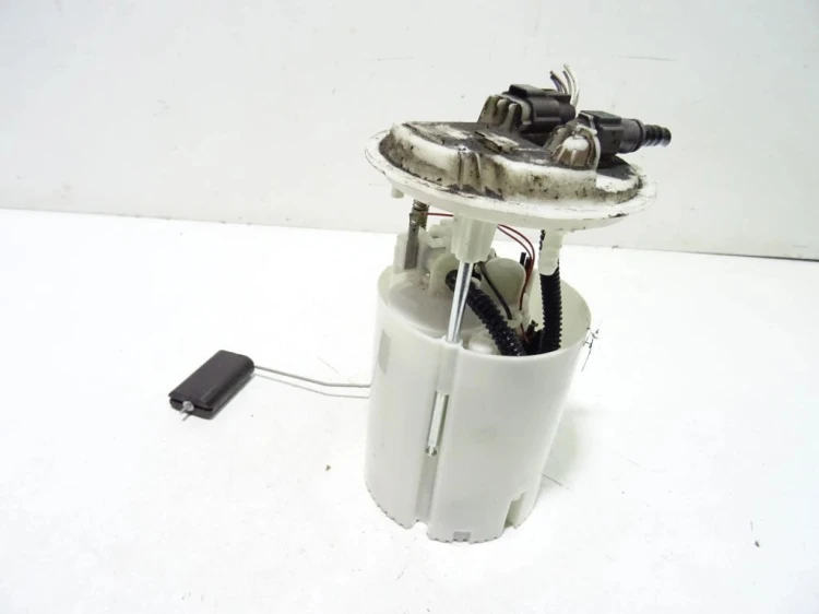 POMPA PALIWA W BAK RENAULT MEGANE III (2008-2013) 172020029R