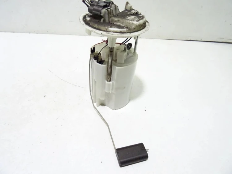 POMPA PALIWA W BAK RENAULT MEGANE III (2008-2013) 172020029R