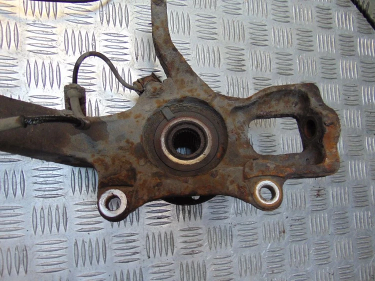 ZWROTNICA LEWY PRZÓD ALFA ROMEO 166 2.5 V6