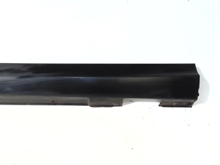 LISTWA PROGOWA LEWA MERCEDES W204 2.2 CDI