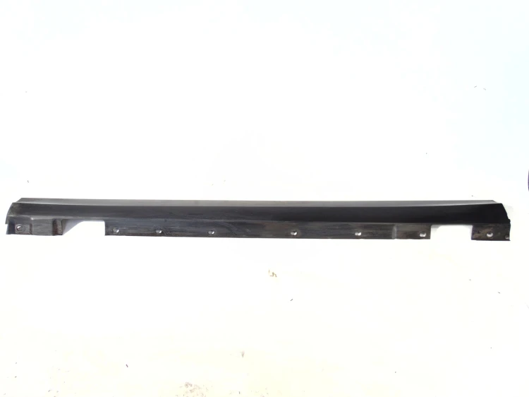LISTWA PROGOWA LEWA MERCEDES W204 2.2 CDI
