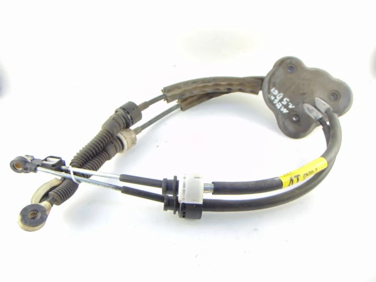 LINKI ZMIANY BIEGÓW RENAULT MEGANE III (2008-2013) 1.9 DCI 8200781046