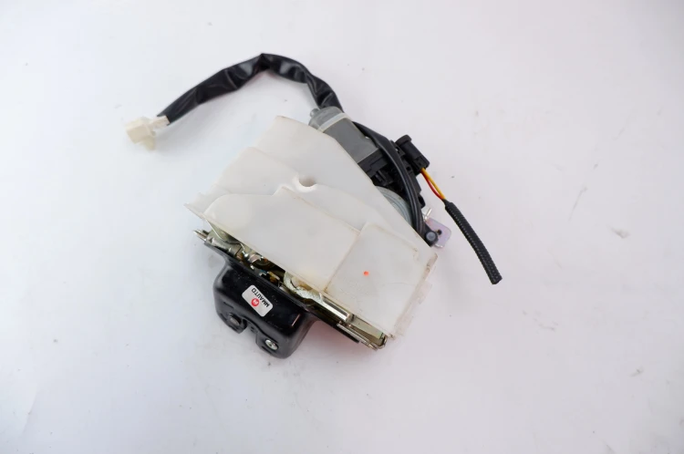 ZAMEK KLAPY BAGAŻNIKA HONDA ACCORD VIII (2008-2010) 2.2 I-DTEC 180 163800-0