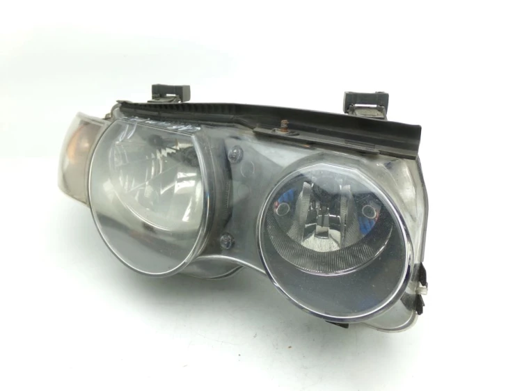 LAMPA PRAWY PRZÓD BMW E46