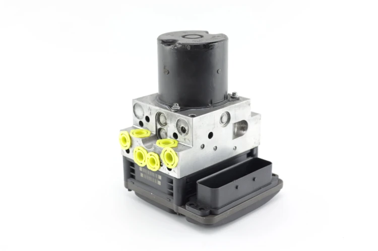 POMPA ABS BMW E60 LIFT(2007-2010) 2.0 D N47D20C 177KM 6783360-02