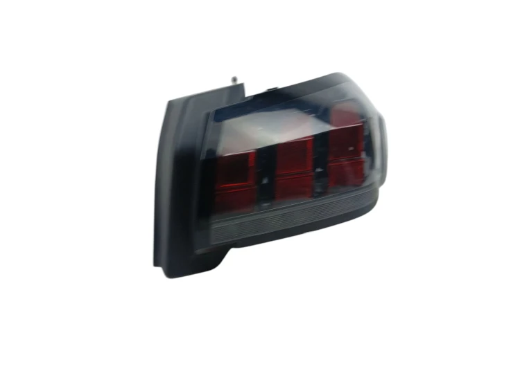 LAMPA PRAWY TYŁ PEUGEOT e-208 II (2019-2024) 136KM 100kW 9823216580