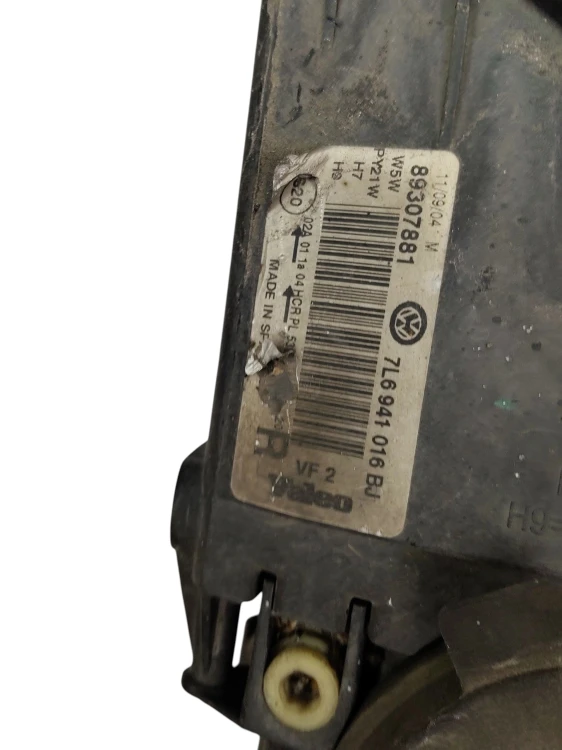 LAMPA PRAWY PRZÓD VOLKSWAGEN TOUAREG I 7L (2002-2006) 2.5 TDI 174KM PRZEDMU