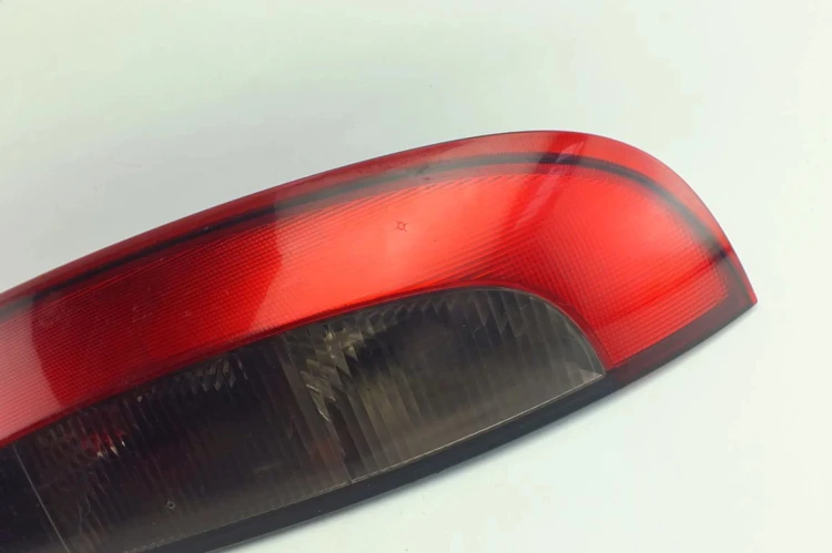 LAMPA PRAWY TYŁ OPEL CORSA C 1.0 12V 09114337