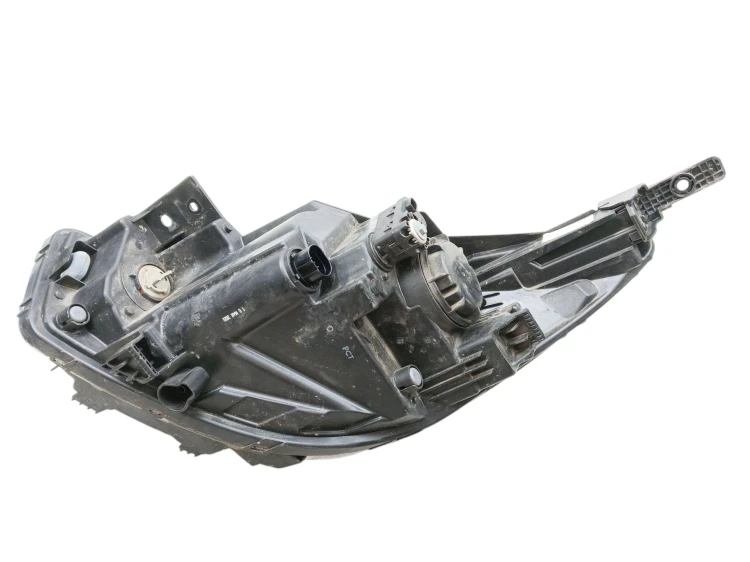 LAMPA PRAWY PRZÓD KIA RIO IV (2017-2020) 1.2 16V 84KM 92102-H8