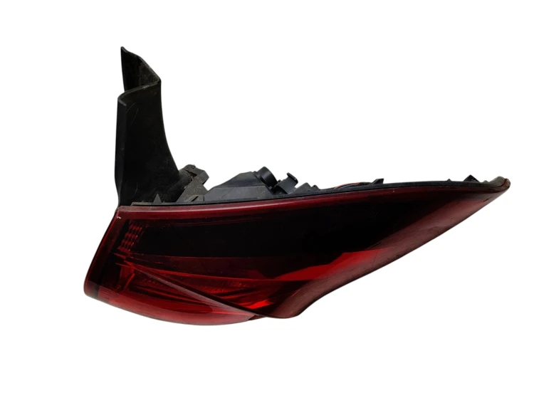 LAMPA PRAWY TYŁ RENAULT CLIO IV (2012-2016) 1.2 16V 73KM 265507408R