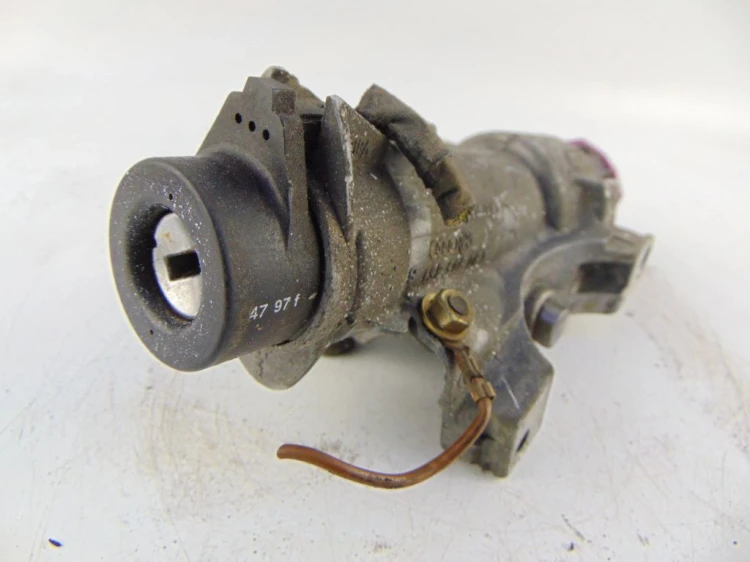 ZESTAW STARTOWY VOLKSWAGEN GOLF IV 1.9 TDI 038906018J