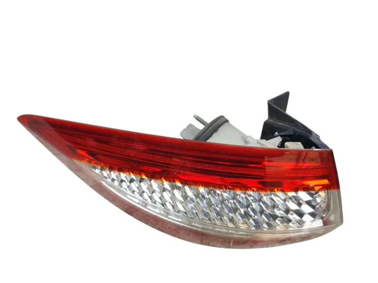 LAMPA LEWY TYŁ FORD MONDEO MK4 (2007-2010) 2.2 TDCI 175KM 7S71-13405-B