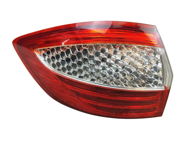 LAMPA LEWY TYŁ FORD MONDEO MK4 (2007-2010) 2.2 TDCI 175KM 7S71-13405-B