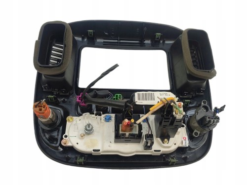 RAMKA ŚRODKOWA RADIA FORD MAVERICK II (2000-2007) 2.0 16V 124KM 2L84-780430