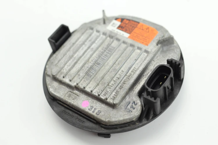 PRZETWORNICA XENON MAZDA 6 III GJ/GL 2.2 D