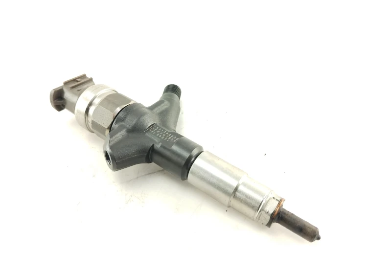 WTRYSKIWACZ SUBARU IMPREZA III GH (2007-2013) 2.0 D 150KM 16613AA020