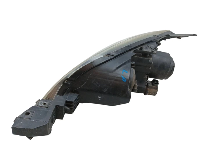 LAMPA PRAWY PRZÓD MAZDA 3 I BK (2003-2006) 2.0 16V 150KM