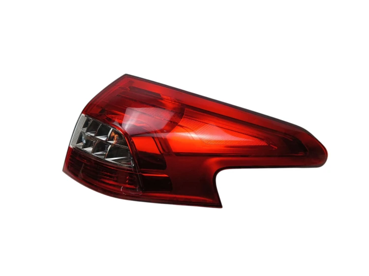 LAMPA PRAWY TYŁ CITROEN C5 III LIFT (2010-2012) 2.0 HDI 163KM 9675065680