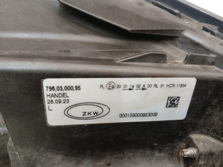 LAMPA LEWY PRZÓD OPEL ASTRA K (2015-2019) 1.6 CDTI 110KM 7960300095