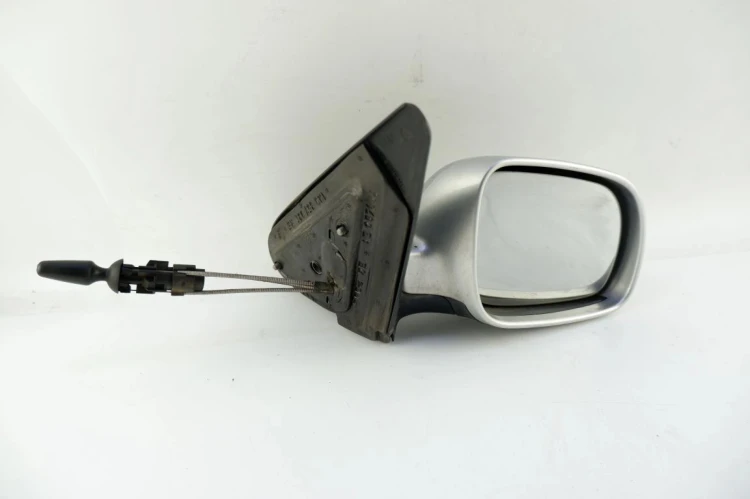 LUSTERKO PRAWE SEAT TOLEDO II 2.3 V5 10V 1M0857934RE