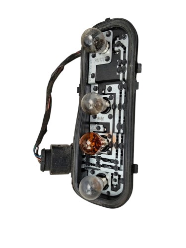 WKŁAD LAMPY LEWY TYŁ AUDI A4 B6 (2000-2006) 1.8 T 163KM 8E9945257