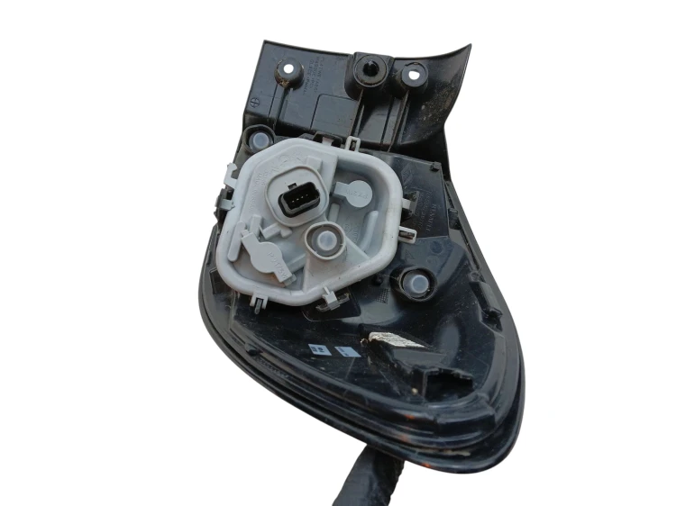 LAMPA LEWY TYŁ RENAULT CAPTUR I (2013-2017) 1.5 DCI 90KM 265557367R