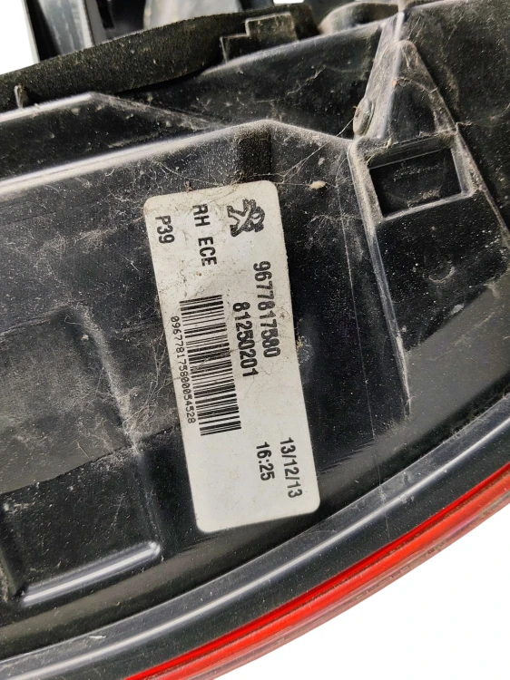 LAMPA PRAWY TYŁ RENAULT MEGANE III LIFT (2012-2013) 1.5 DCI 110KM 967781758