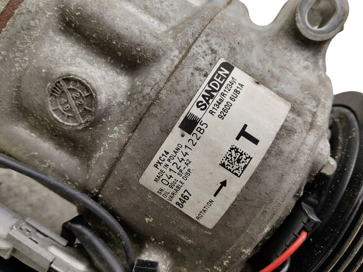 SPRĘŻARKA KLIMATYZACJI RENAULT CLIO V (2019-2023) 1.3 TCE 140KM 926006UB1A