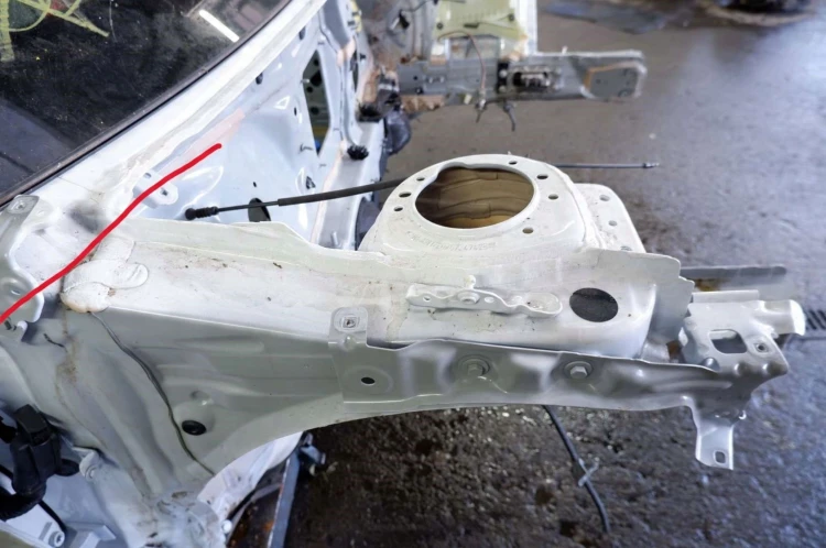 PODŁUŻNICA PRAWA BMW F40 (2019-) 1.5 D 116KM