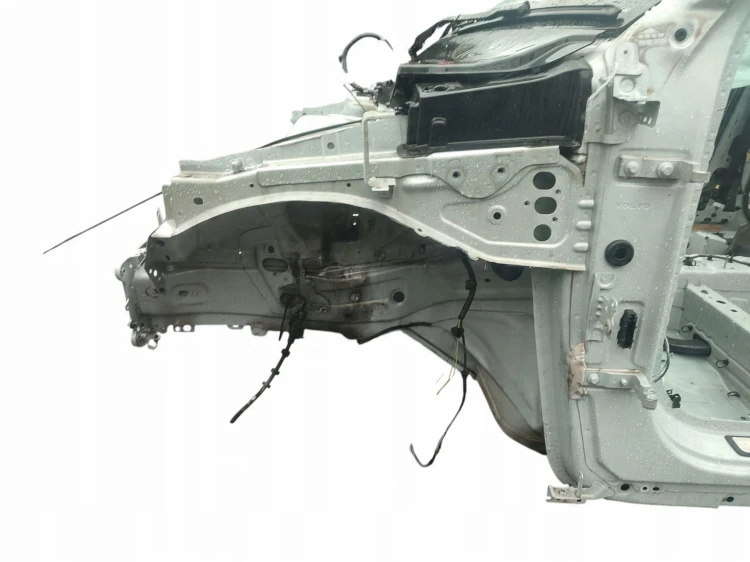PODŁUŻNICA LEWA VOLVO XC40 (2017-2022) 1.5 T3 163KM